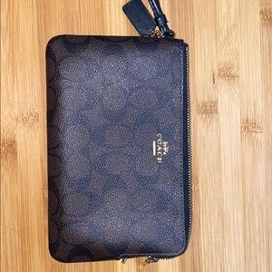 Coach Large Double Zipper Wristlet
